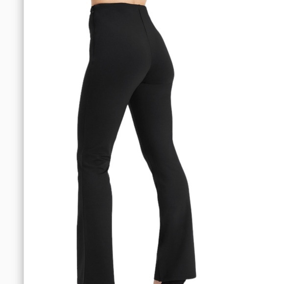 Fabletics 24-7 Kick Flare Pants XS Short NWT - Picture 2 of 15